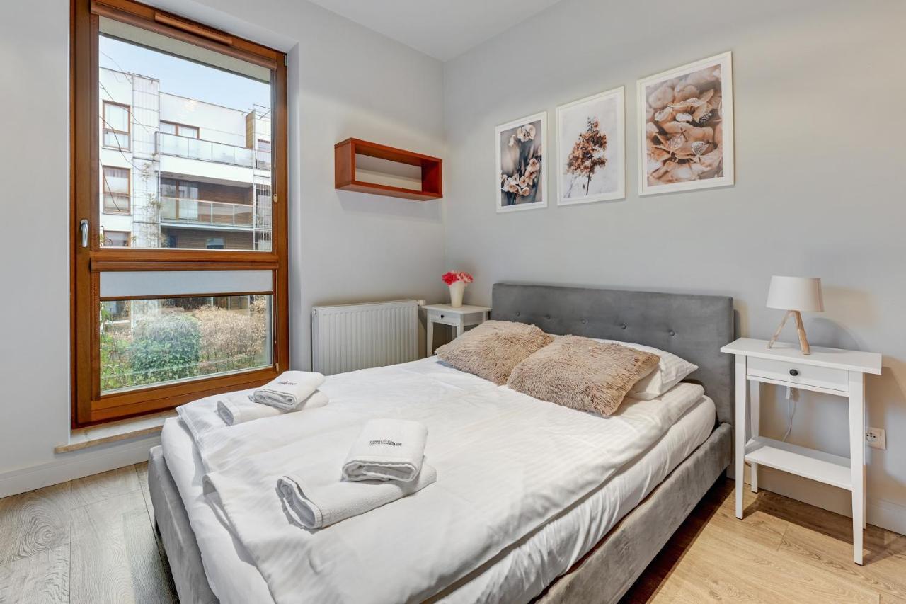 Dom & House - Apartamenty Nadmorski Dwor กดัญสก์ ภายนอก รูปภาพ