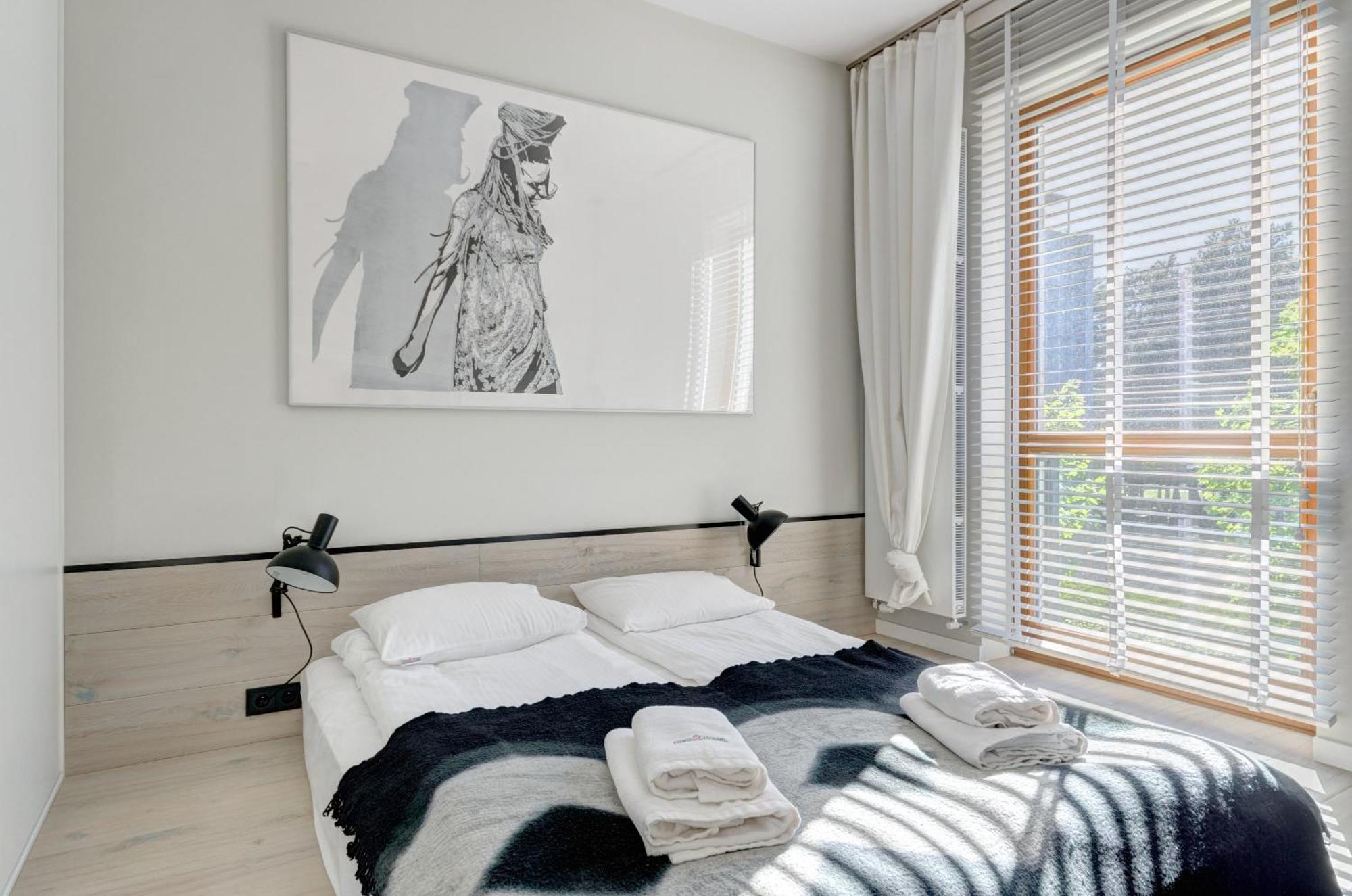 Dom & House - Apartamenty Nadmorski Dwor กดัญสก์ ภายนอก รูปภาพ